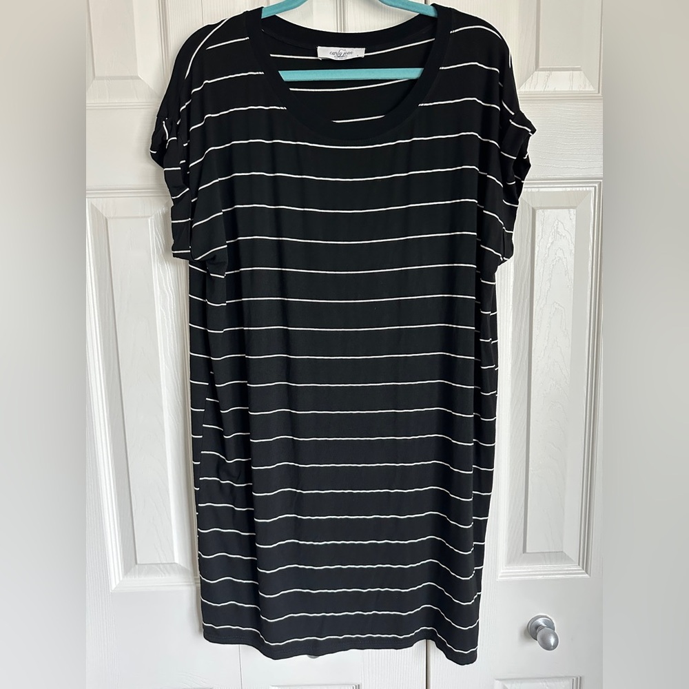CJLA Black & White Striped Tshirt Dress